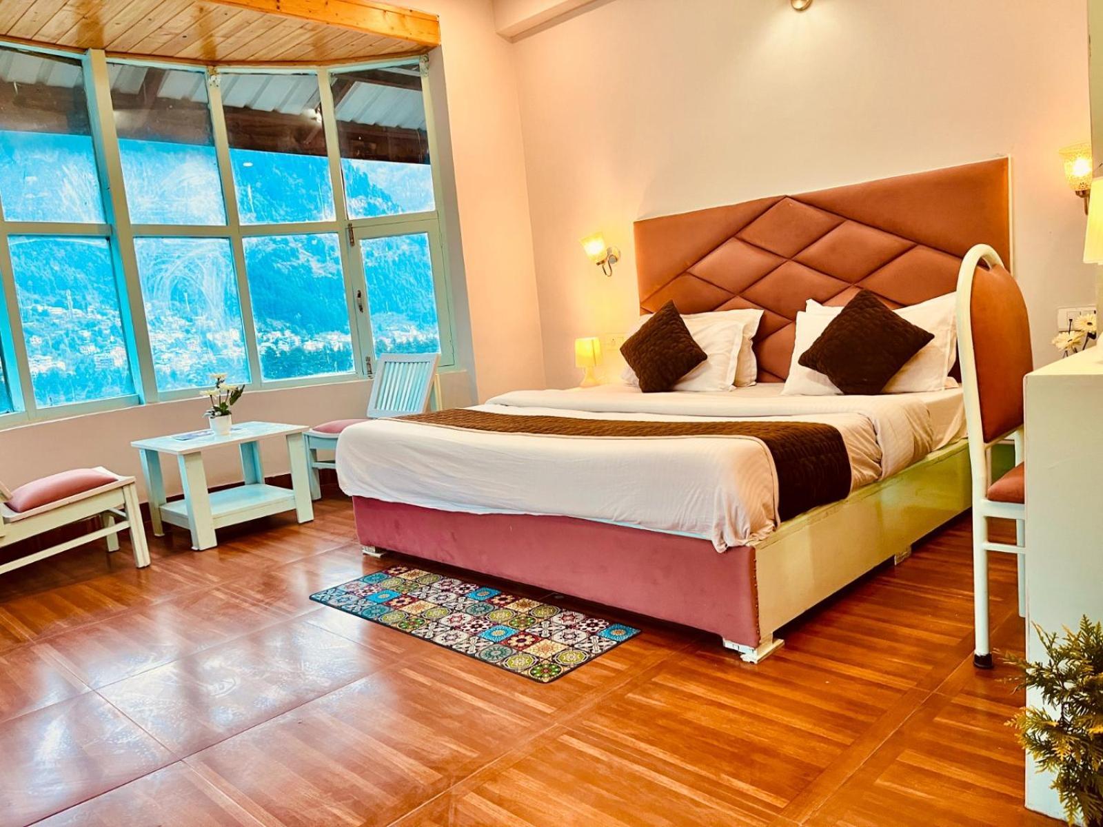 Hadimba Hill View By Hadimba Palace, Manali - Premium Room ! Family Hotel ! Parking ! Near Hadimba Temple Exteriér fotografie